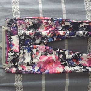 Abstract floral leggings